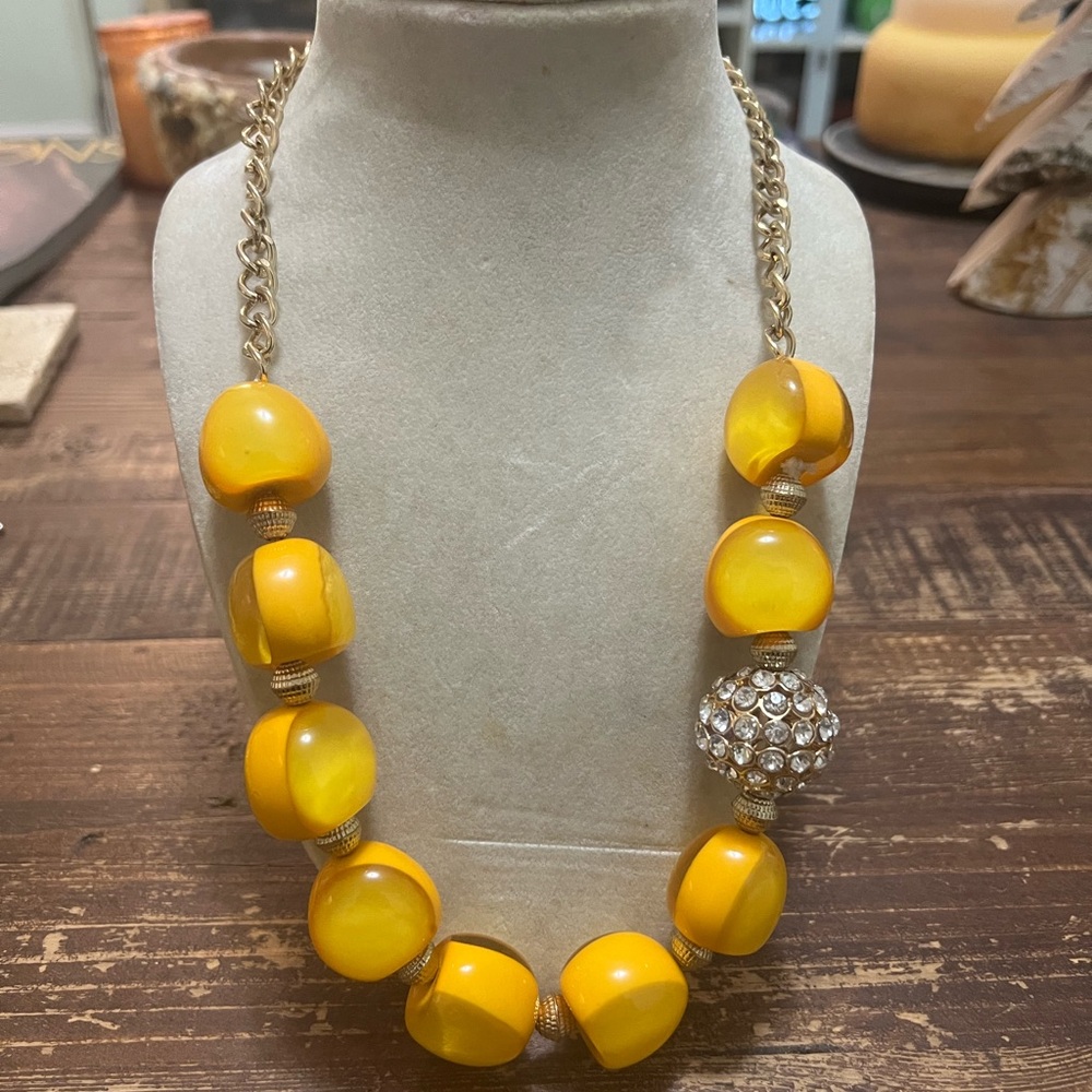Yellow Beaded Necklace with Crystal Accent
